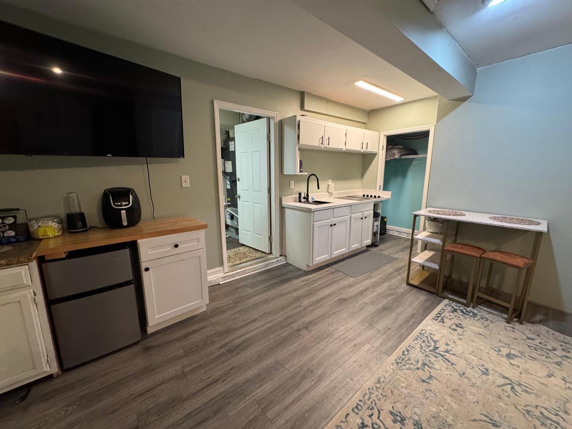 20Min To International Airport! 10Min To Pnc Music! Wifi Apartment Шарлът Екстериор снимка